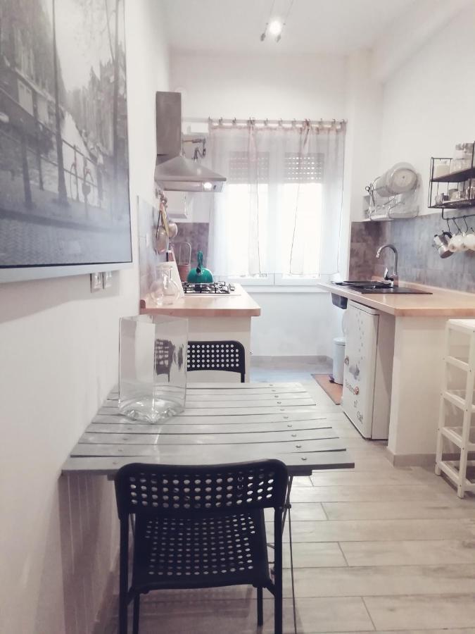 White Apartment โรม ภายนอก รูปภาพ