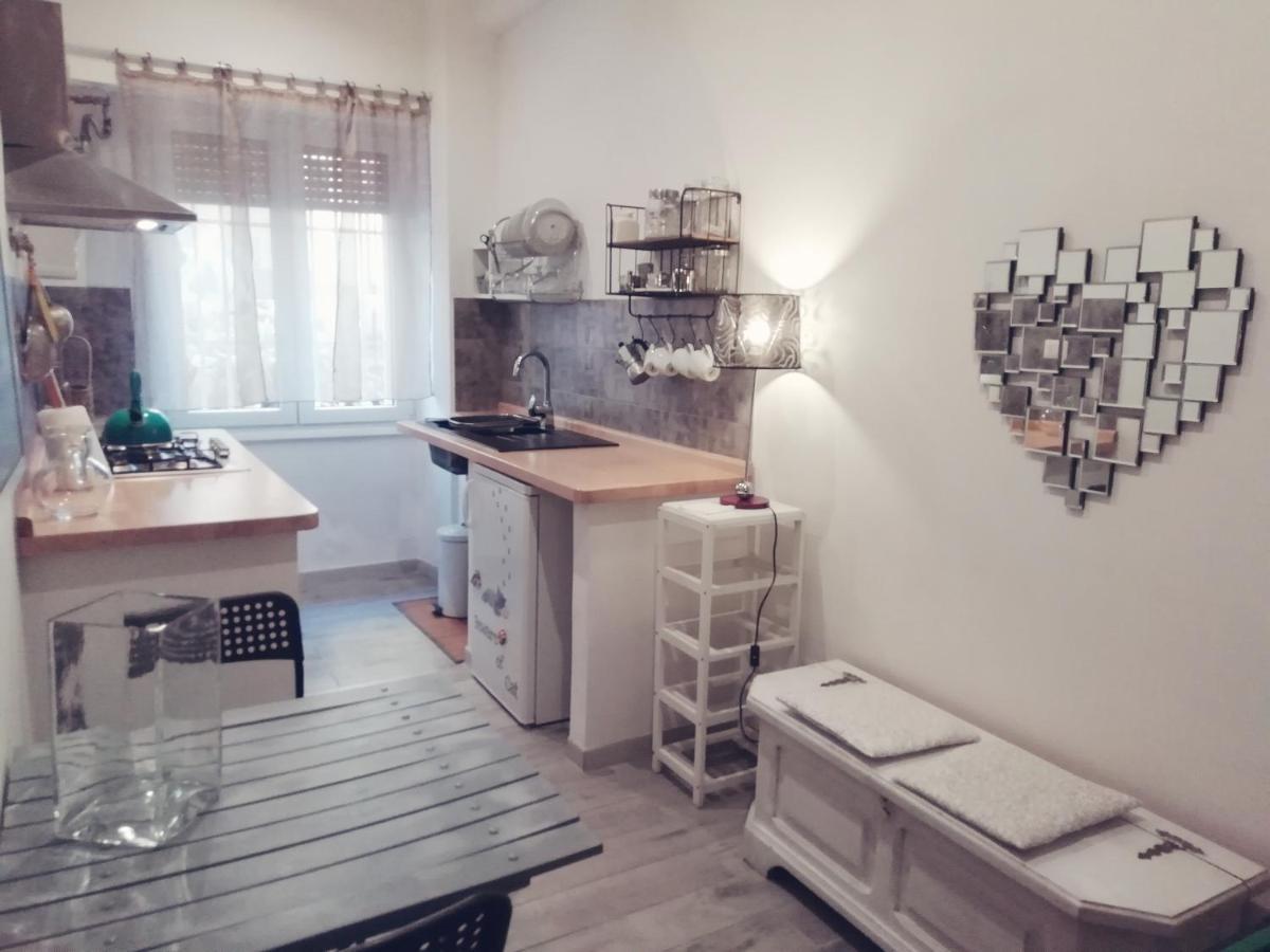 White Apartment โรม ภายนอก รูปภาพ