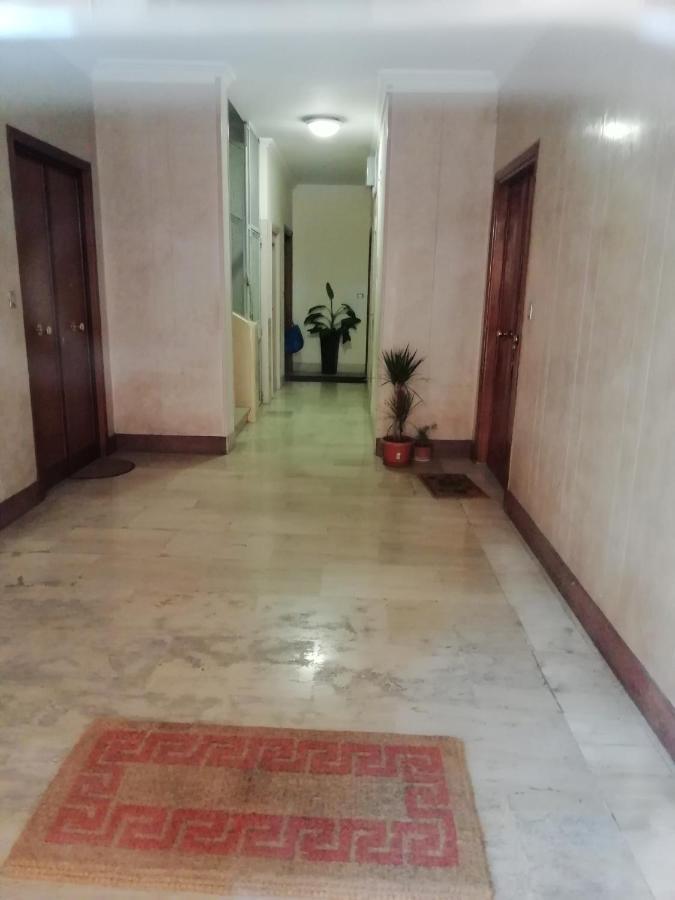 White Apartment โรม ภายนอก รูปภาพ