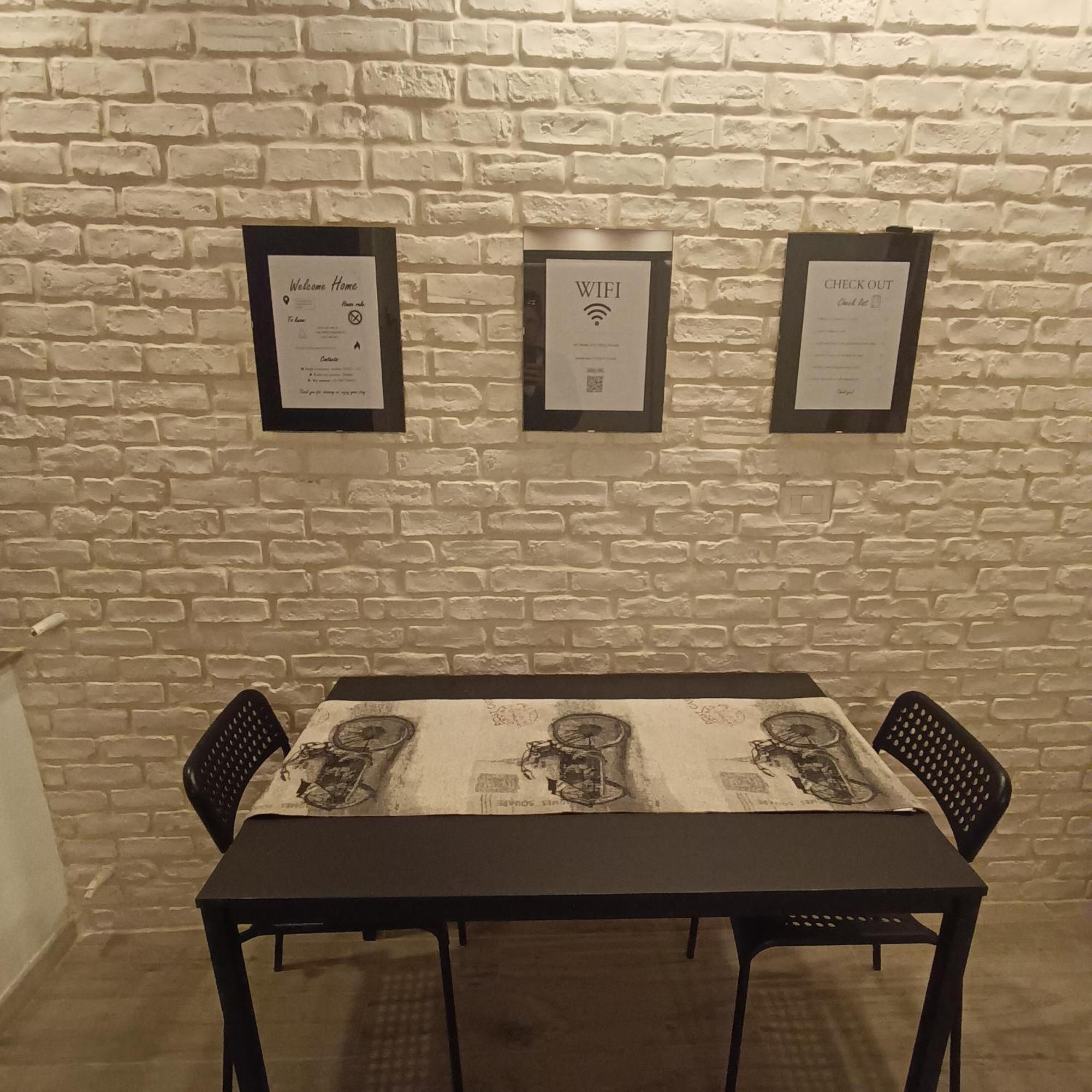 White Apartment โรม ภายนอก รูปภาพ
